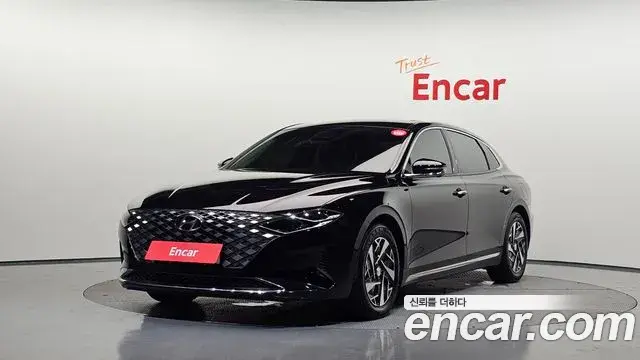 Hyundai Grandeur Le Blanc 2022
