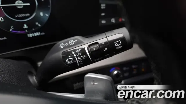 Kia Sportage Diesel 2.0 2WD Signature 2022 — фото 30