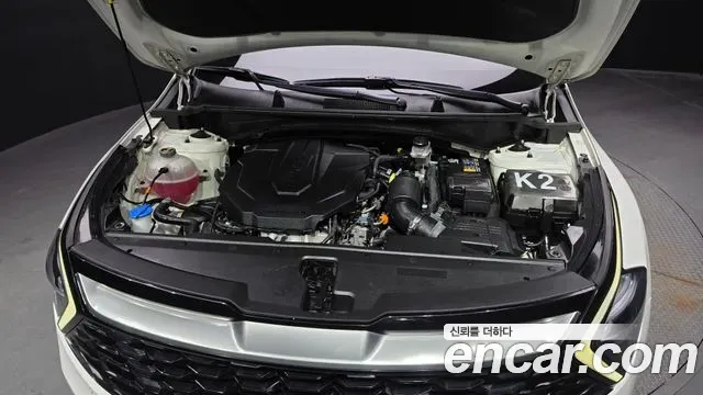 Kia Sportage Diesel 2.0 2WD Signature 2022 — фото 6
