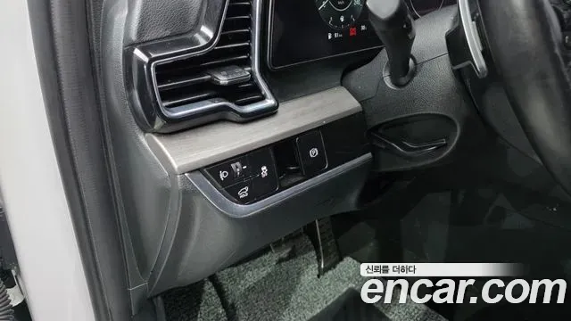 Kia Sportage Diesel 2.0 2WD Signature 2022 — фото 27
