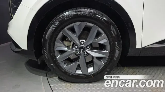 Kia Sportage Diesel 2.0 2WD Signature 2022 — фото 5