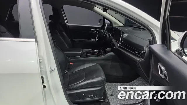 Kia Sportage Diesel 2.0 2WD Signature 2022 — фото 11