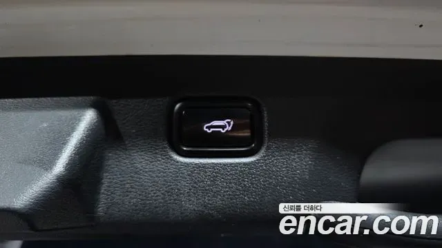 Kia Sportage Diesel 2.0 2WD Signature 2022 — фото 32