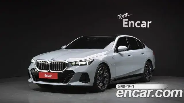 BMW 5-Series 530e M Sport 2024