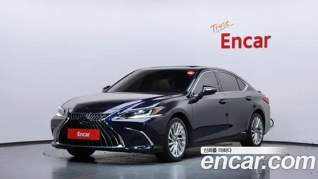 Lexus ES Executive 2022