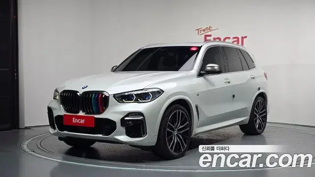 BMW X5 M50i 2020
