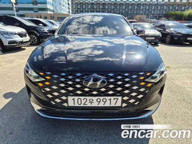 Hyundai Grandeur 2.5 Le Blanc 2022