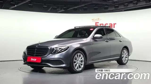 Mercedes-Benz E-Class E300 4MATIC Exclusive 2019