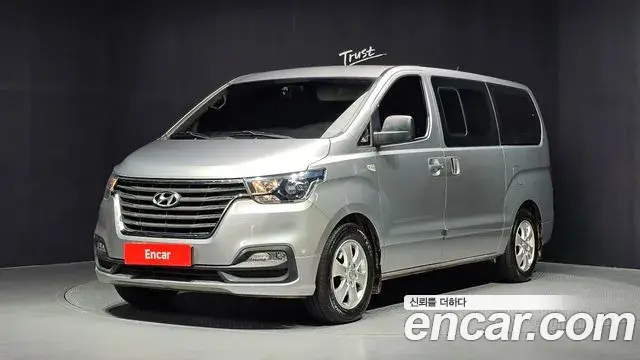 Hyundai Starex Wagon 11-Seater Smart 2019