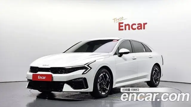 Kia K5 2.0 Noblesse 2025
