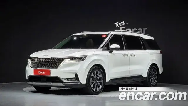Kia Carnival Gasoline 7-Seater Signature 2023