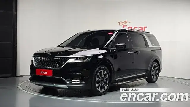Kia Carnival Gasoline 9-Seater Signature 2021