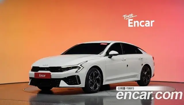 Kia K5 2.0 Noblesse 2025