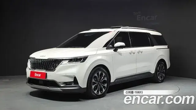 Kia Carnival Gasoline 9-Seater Signature 2021