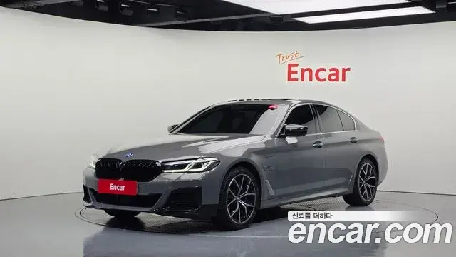 BMW 5-Series 530e M Sport 2022