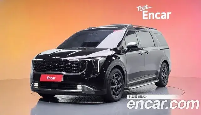 Kia Carnival Diesel 9-Seater Gravity 2025