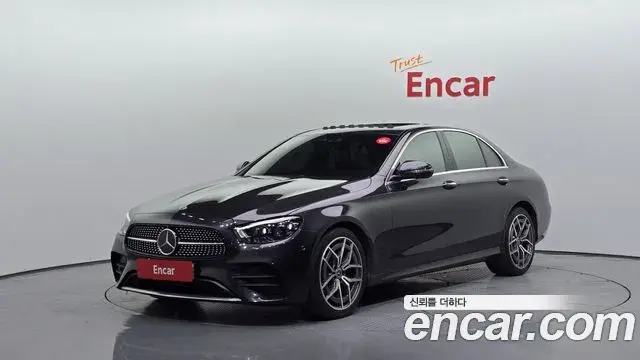 Mercedes-Benz E-Class E220d 4MATIC AMG Line 2021