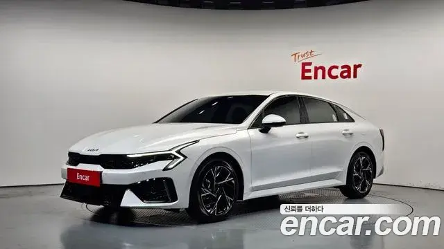 Kia K5 2.0 Noblesse 2025