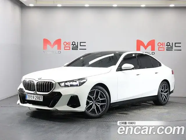 BMW 5-Series 520i M Sport 2026