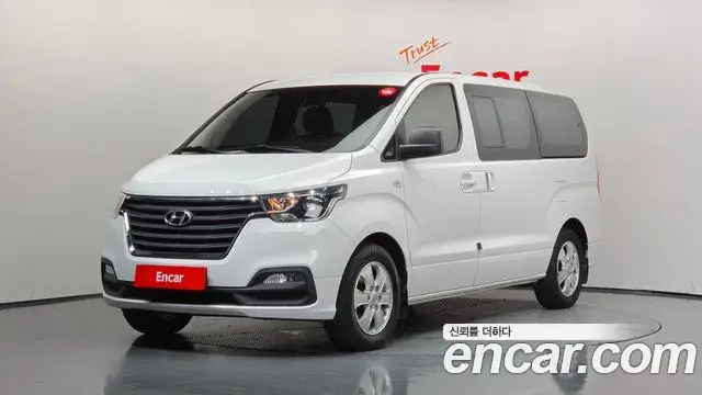 Hyundai Starex Wagon 12-Seater Smart 2020