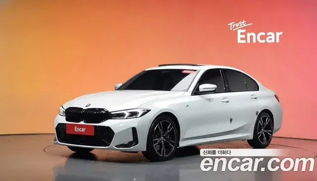 BMW 3-Series 320i M Sport 2025