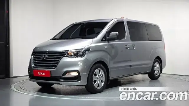 Hyundai Starex Wagon 11-Seater Smart 2019