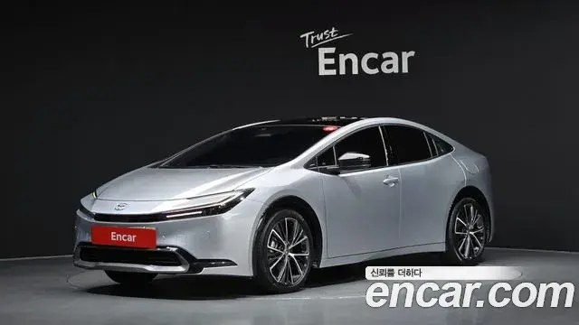 Toyota Prius 2.0 XLE 2024