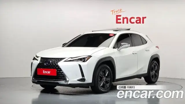 Lexus UX 2.0 2WD 2021