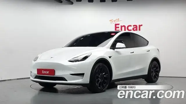 Tesla Model Y RWD 2024