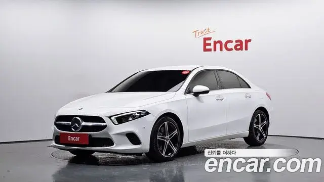 Mercedes-Benz A-Class A250 4MATIC Sedan 2020