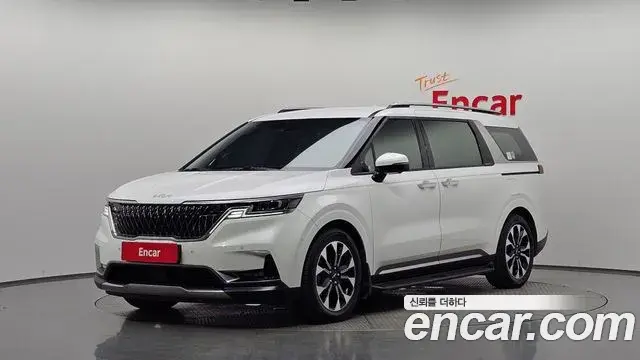 Kia Carnival Gasoline 9-Seater Signature 2023
