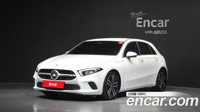 Mercedes-Benz A-Class A220 Hatchback 2022
