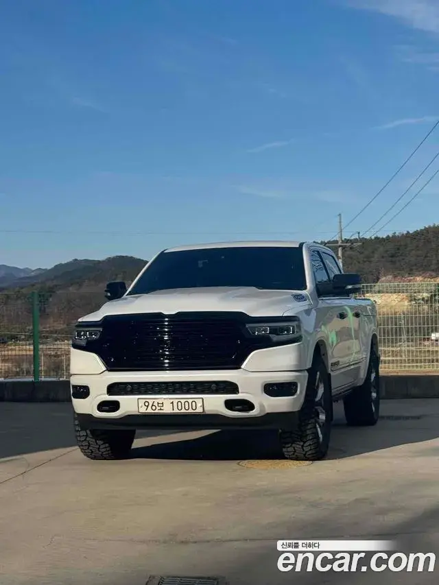 Dodge Ram Pick Up 5.7 2021