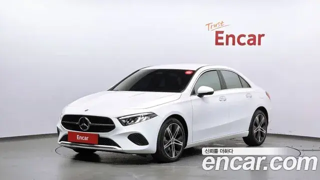 Mercedes-Benz A-Class A220 Sedan 2025
