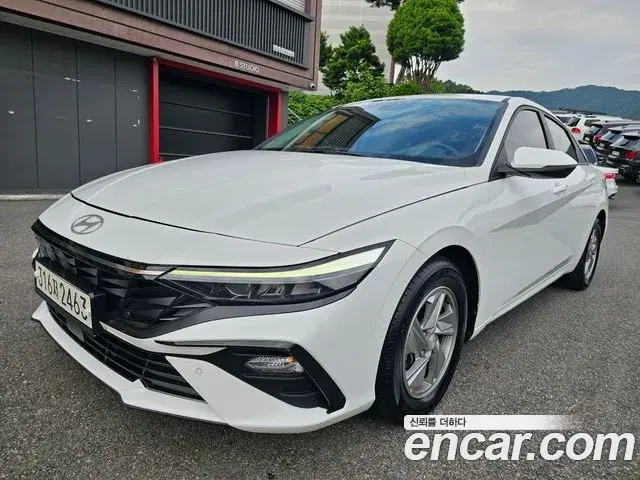 Hyundai AVANTE 1.6 Smart 2023