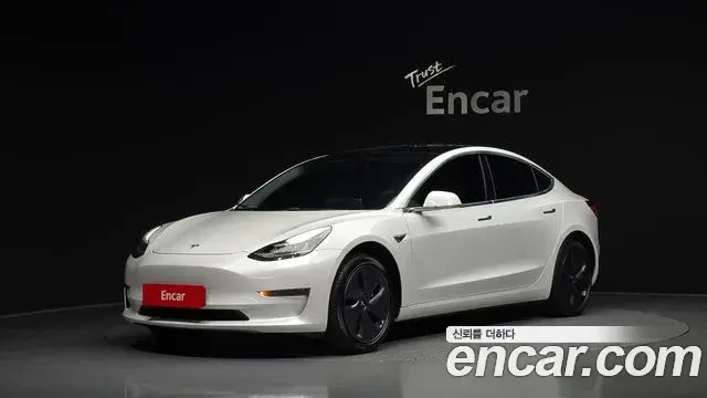 Tesla Model 3 Standard Range Plue RWD 2020