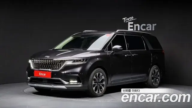 Kia Carnival Gasoline 9-Seater Signature 2020