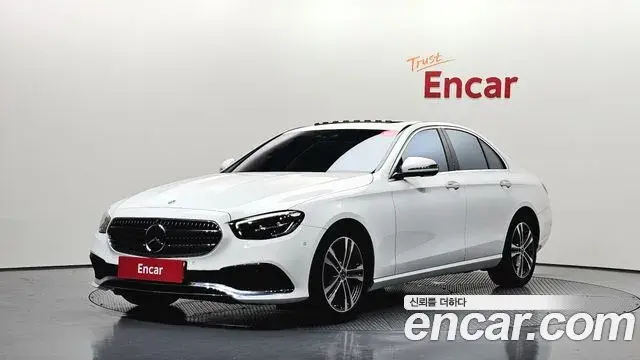 Mercedes-Benz E-Class E250 Avantgarde 2023