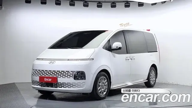 Hyundai Staria HEV 1.6 Cargo 3-Seater Modern 2025