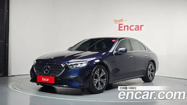 Mercedes-Benz E-Class E200 Avantgarde 2024