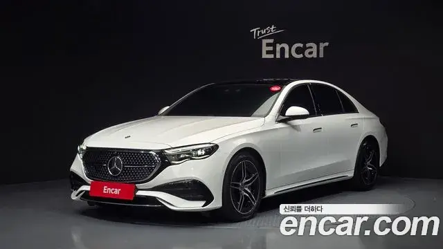 Mercedes-Benz E-Class E300 4MATIC AMG Line 2024