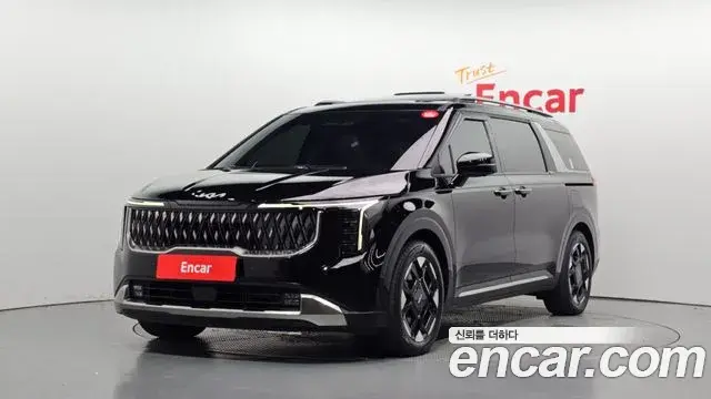 Kia Carnival Diesel 9-Seater Noblesse 2024
