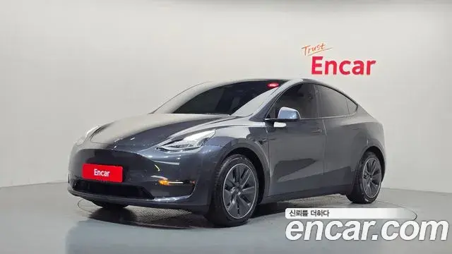 Tesla Model Y Standard Range RWD 2021