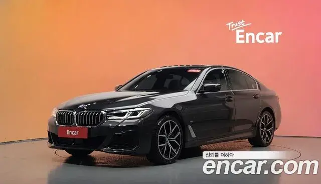 BMW 5-Series 530e M Sport 2021