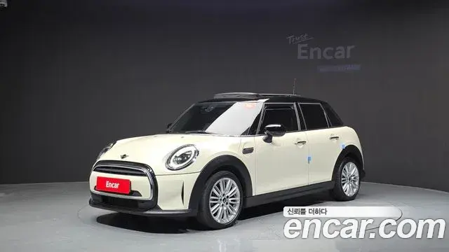 Mini Cooper 5-Door Classic Plus 3rd 2022