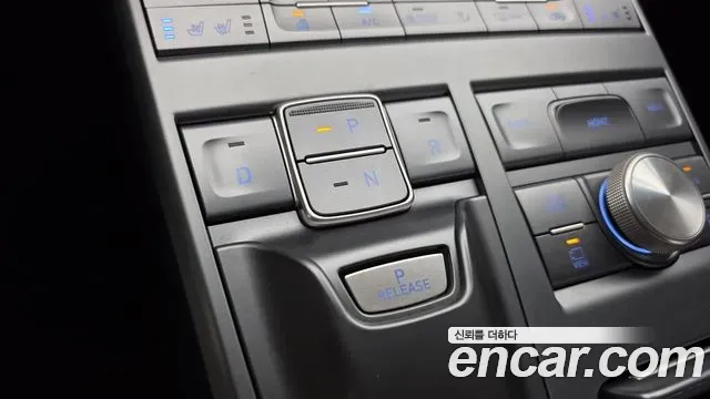 Hyundai Nexo Premium 2023 — фото 9