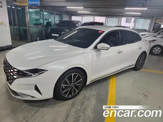 Hyundai Grandeur 2.5 Le Blanc 2022