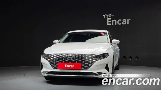 Hyundai Grandeur 2.5 Premium 2022