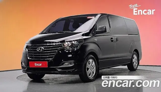 Hyundai Starex Wagon 11-Seater Smart 2019
