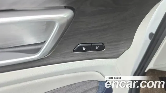 Kia Sportage Gasoline 1.6 Turbo 2WD Signature 2023 — фото 36